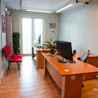 Bureau privé 17 m² 3 postes Location bureau Rue de Tauzia Bordeaux 33800 - photo 1